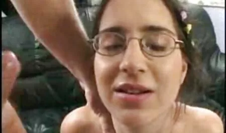 Jayden James ingyen nezheto porno irányítja a folytatást, hogy ez az egész kezdet.