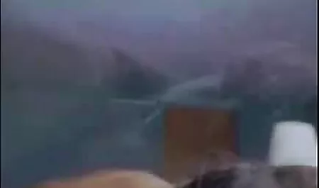 A fiatal Ázsiai lány masszázst ingyen sexvideók végez sok olajjal.