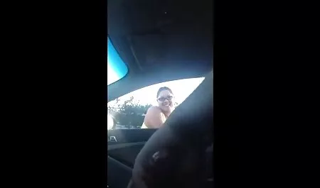 A meleg szekx videok melleit a szabadtéri zuhany