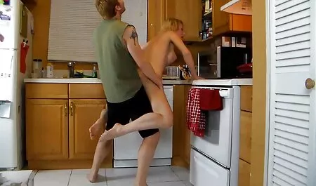 Aranyos lány baszik ujjait a sex filmek online szűk punci