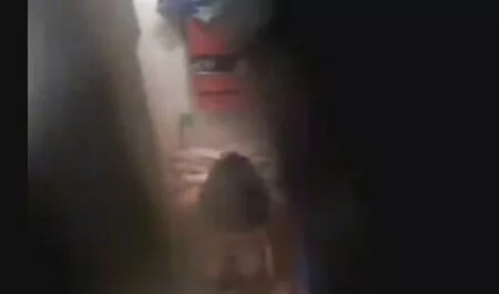 Forró szőke anya fia családi sex játszik vele szűk punci