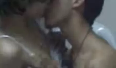 Tiszteletteljes porno videok filmek játékok leszbikusok vad szex szavazók Hármasban.
