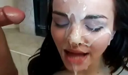 Aranyos szex pina Tini Hármasban