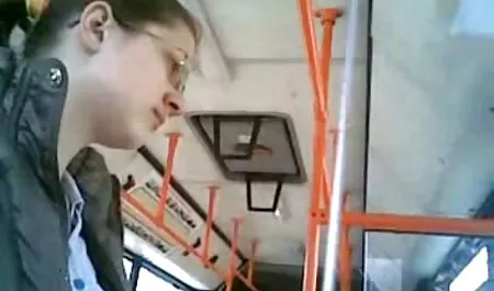 Gyakorold ezt anya és fia szex a szűk, fiatal punci