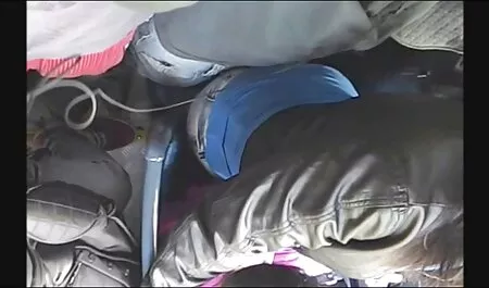 Rossz idő fájdalmas sex video a közparkban