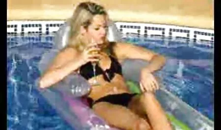 Szőke szeretője tanítja a szépséget, anya fia szexvideo hogy kérem