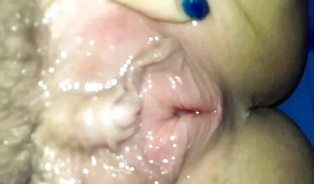 Minden Kerry lüktet hármas sex video rugalmas belső punci