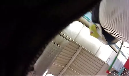 Hármas szex egy kurva, aki szereti a BDSM ülések szex videok
