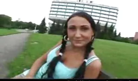 A leszbisex bokszpárbaj paródiája