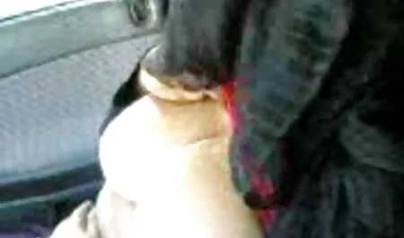 Gyönyörű szexi lány szar Amatőr videó hatalmas mellek
