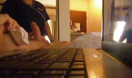 Szexi szőke maszturbál, hogy ingyen erotikus videok igazi orgazmus.