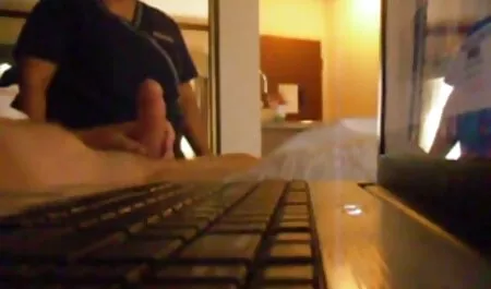 Gyönyörű kolumbiai pár egy lenyűgöző szerelmi ingyenpono show